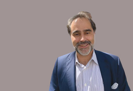 Balance between Opposite Forces / The Pursue for Trust